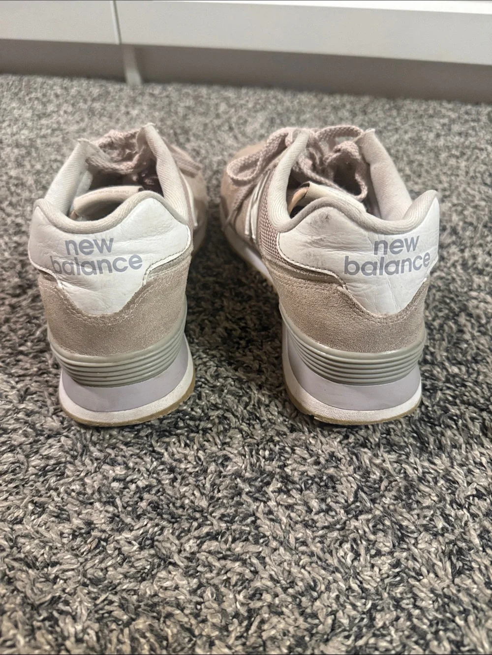 New Balance 574 Women’s 9 Beige Taupe Suede Mesh Sneakers WL574ESP